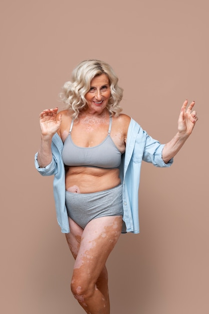 bethany mazur recommends Older Woman Undress