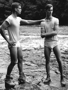 Best of Twinks camping