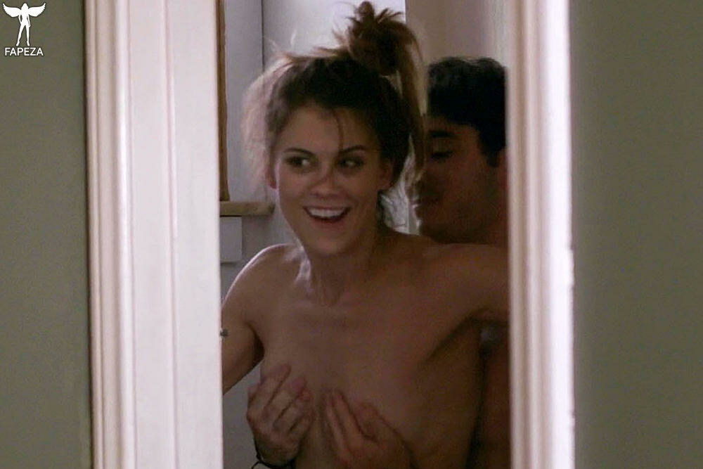 adele mcclain recommends lindsey shaw nude pic