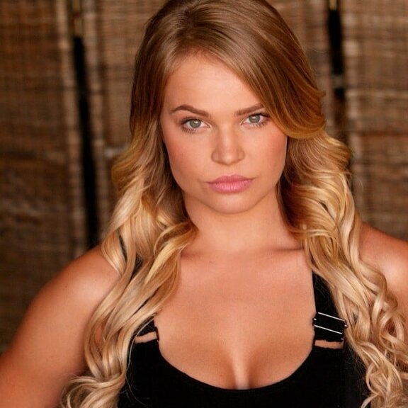 Top pics of anthony almaguer's XXX archive candice anson add photo