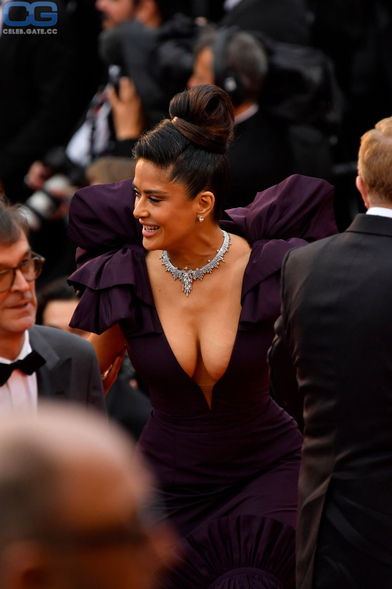 donna bewley recommends Salma Hayek Fappening