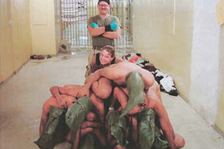 Naked American Soldiers gellar ass