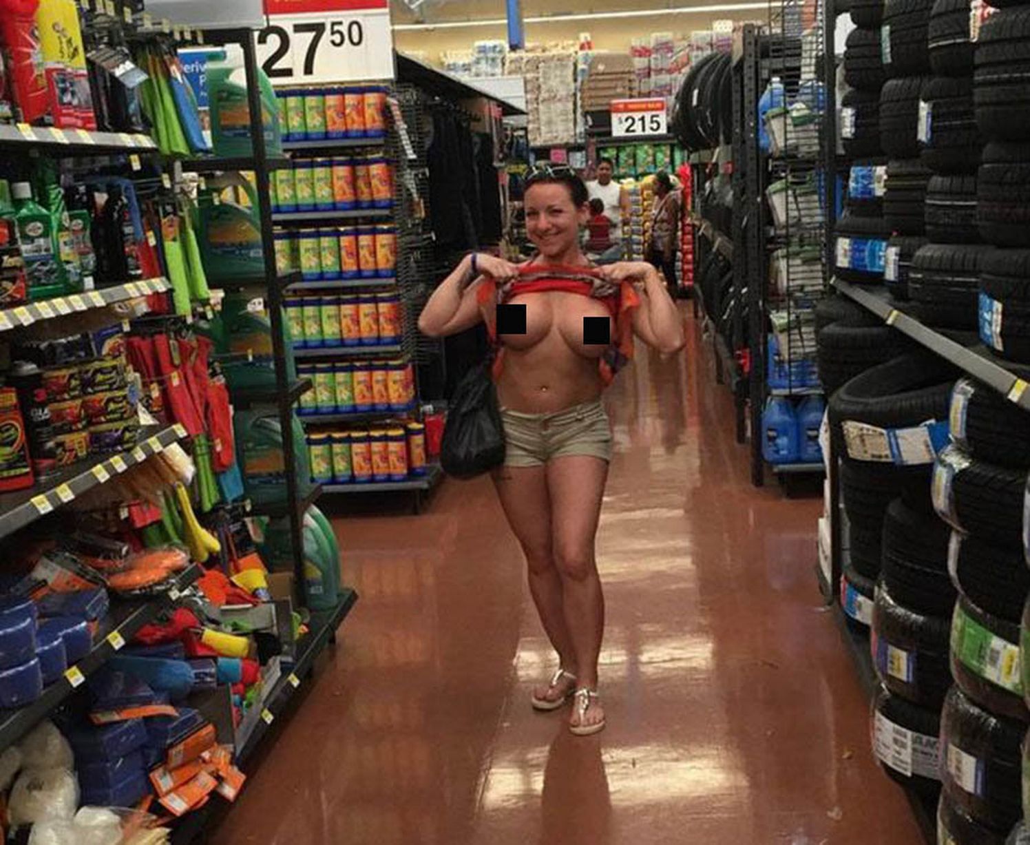 deidra lopez recommends Women Flashing In Stores