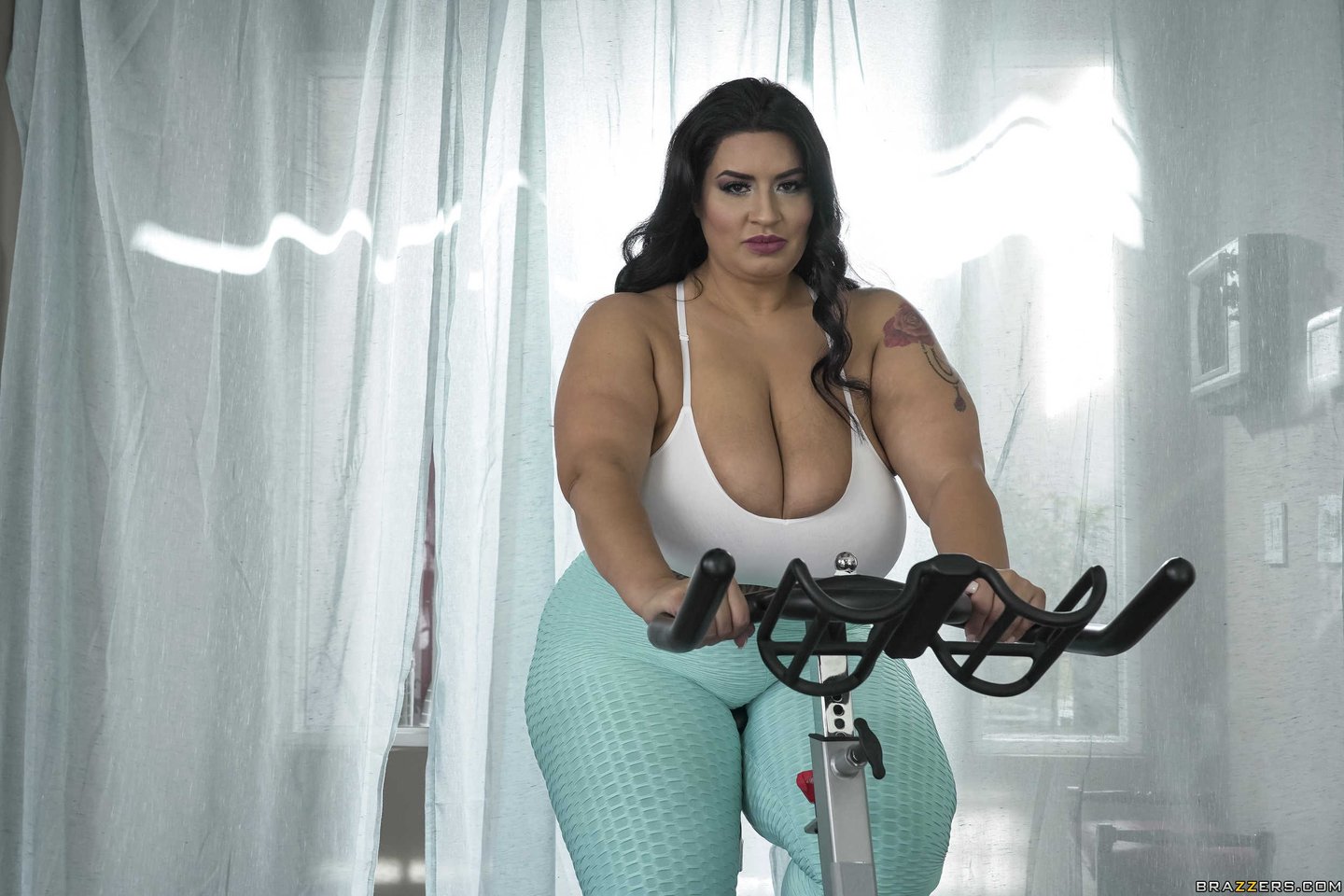 apurv shinde share bbw gym porn photos