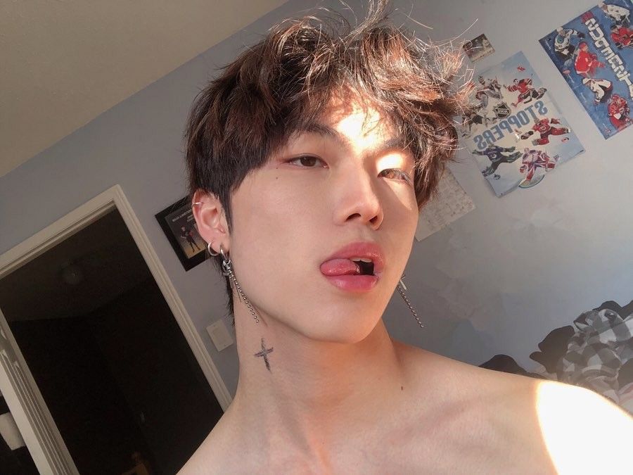 Korean Twinks dating american