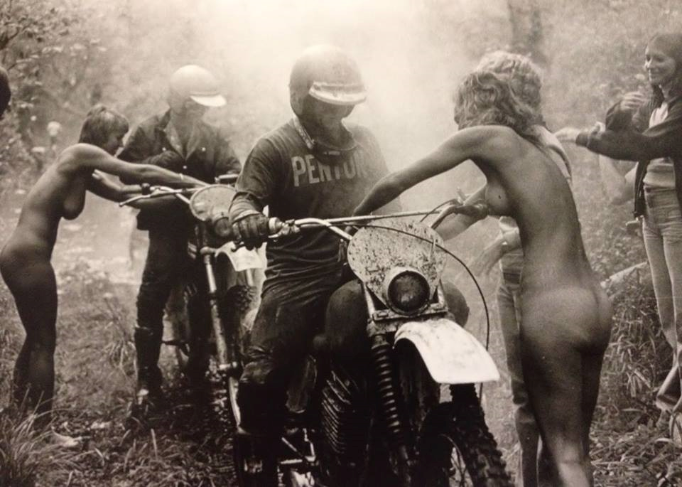 afiq zhafran add nude women on motorcycles photo