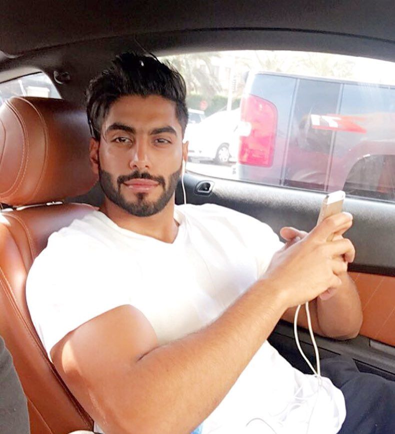 nude arabic men - nina elle gang vanda vitus