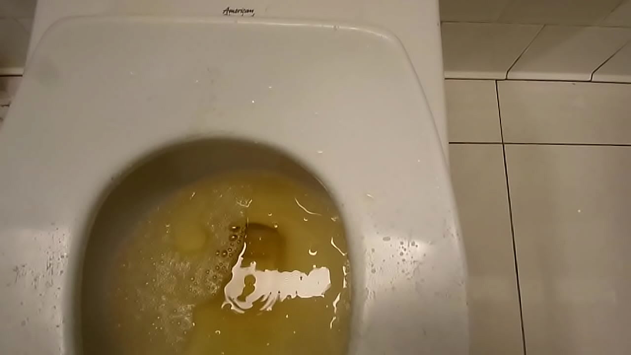 amy farrington movies and tv shows Best of Really long piss at toilet lid porn