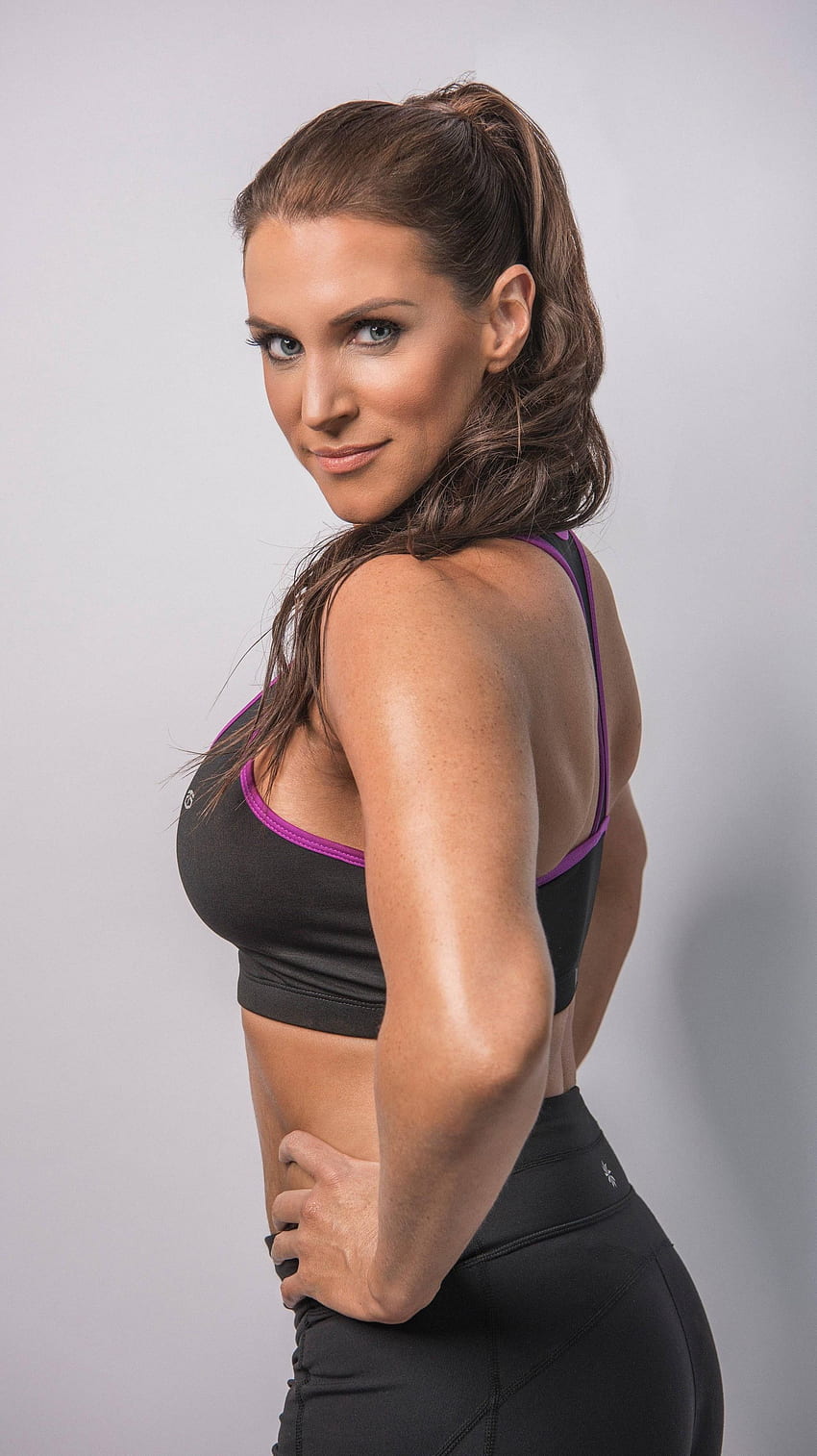 brooke coshow add photo sexy stephanie mcmahon