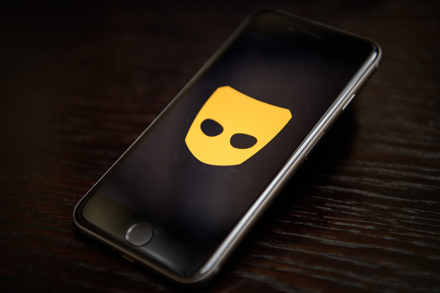 anita chui recommends grindr anonymous pic