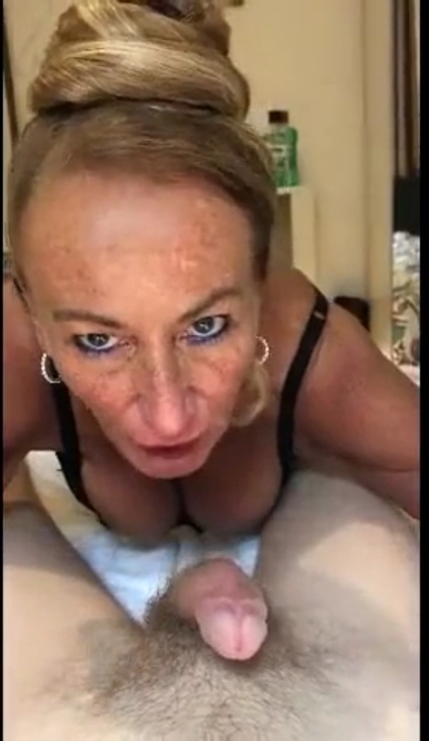 charlie monroe recommends Mature Cumshot Face