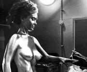 Shirley Eaton Nude tube porno