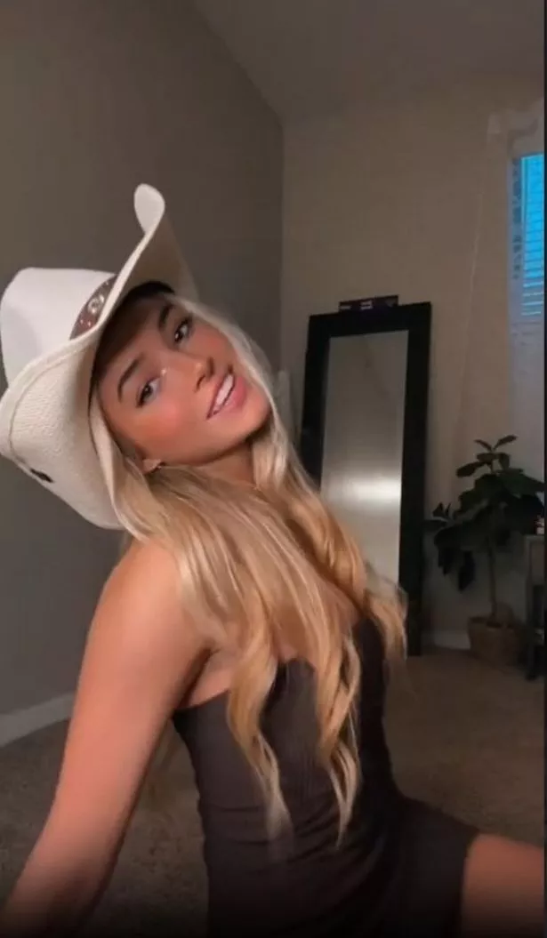 Bbc Cowgirl webcam family cindy rosa recommends Bbc Cowgirl
