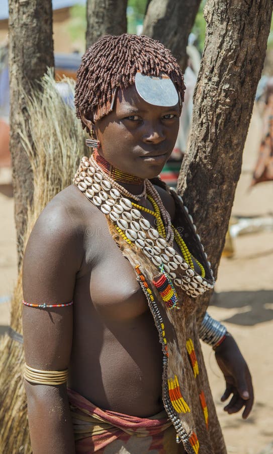 chela reyes recommends African Tribes Nude