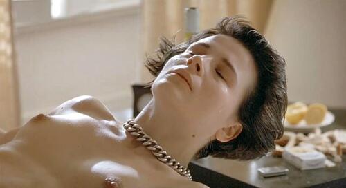 Juliette Binoche Nude femminile anale