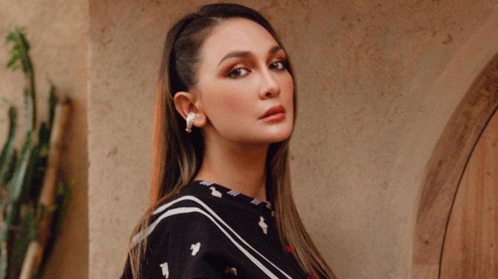 adela gheorghe recommends bokep lunamaya pic