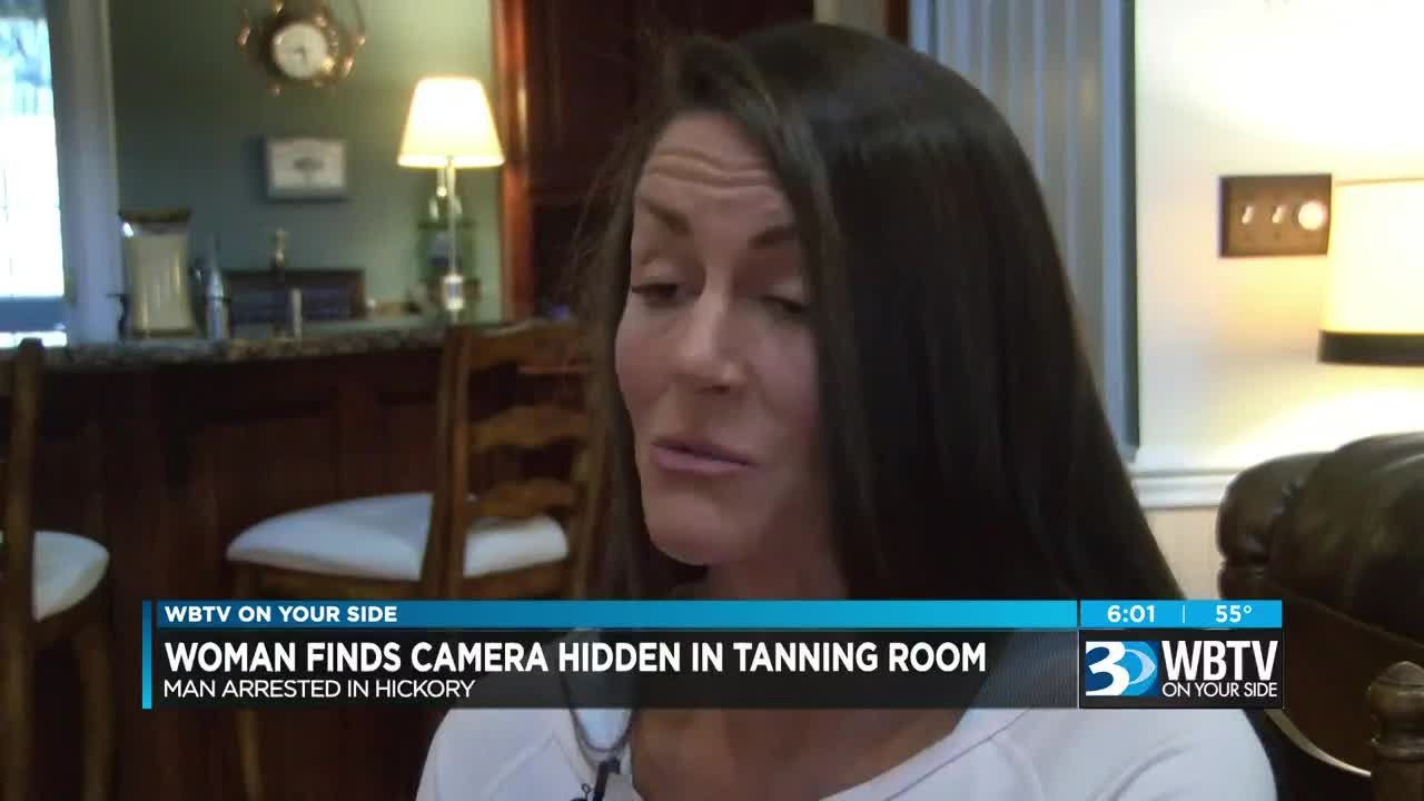 ale alanis add hidden cam in tanning bed photo