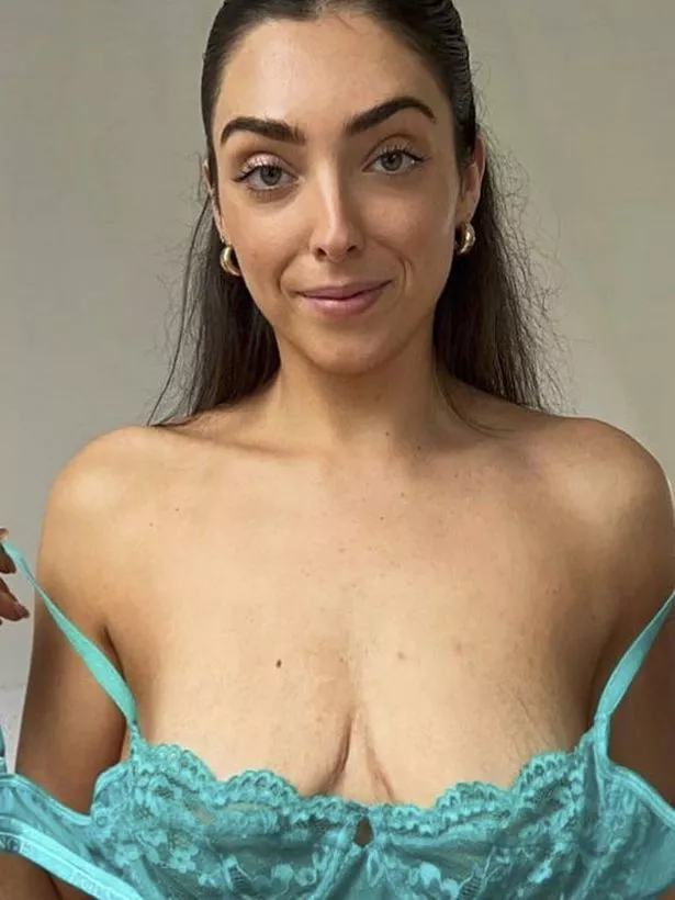 angele alminana recommends Natural Pretty Tits