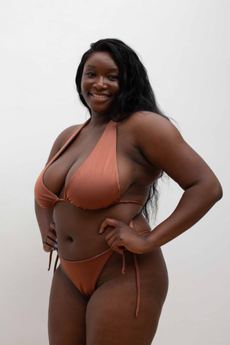 cathy rivett recommends ebony bbw big titties pic