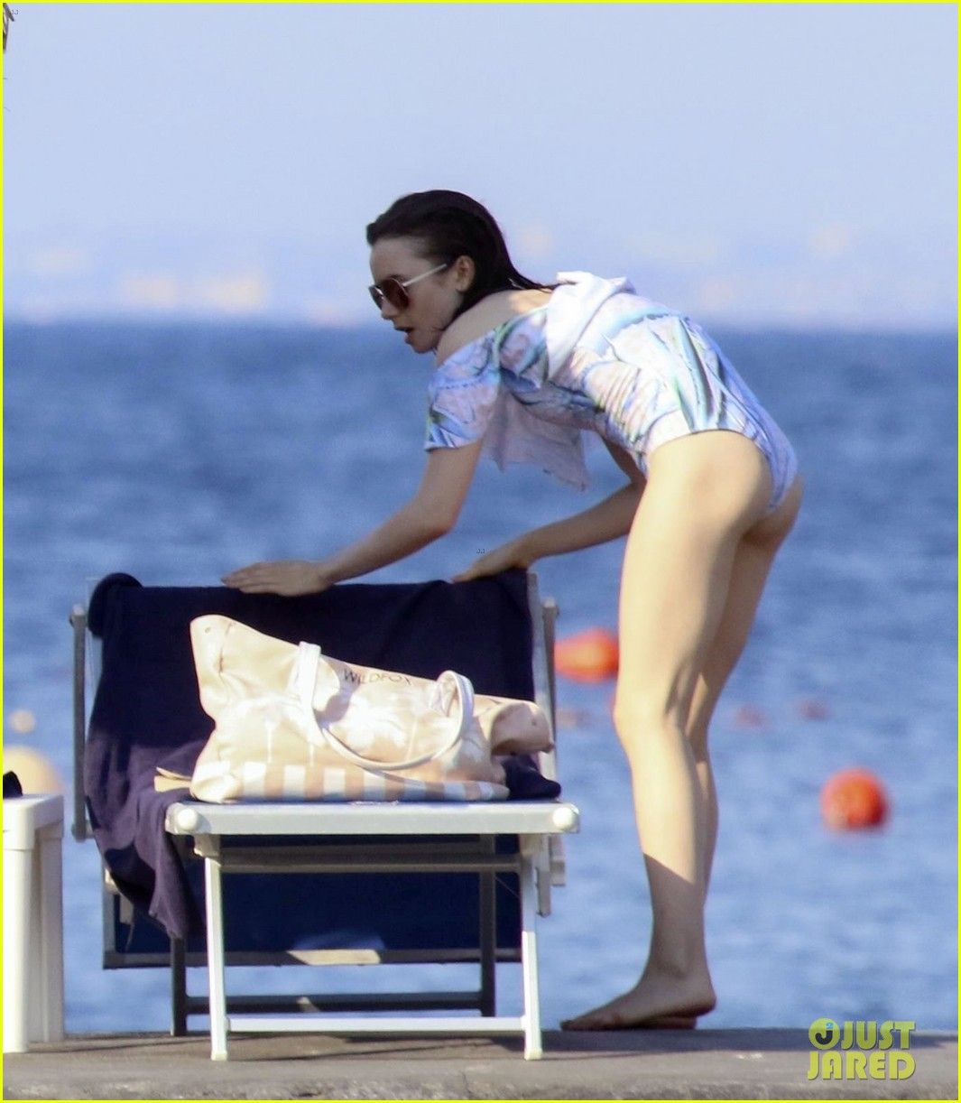 Lily Collins Ass lusso milano