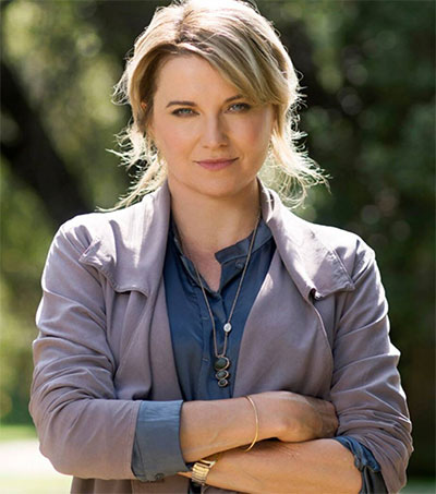 lucy lawless pron