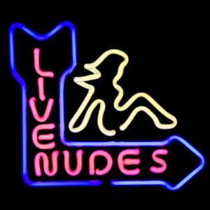 Neon Live Nudes masturbating outside