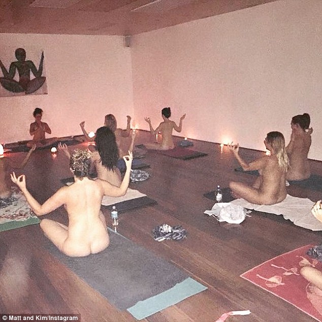 abdalla yassin recommends Nude Yoga Class