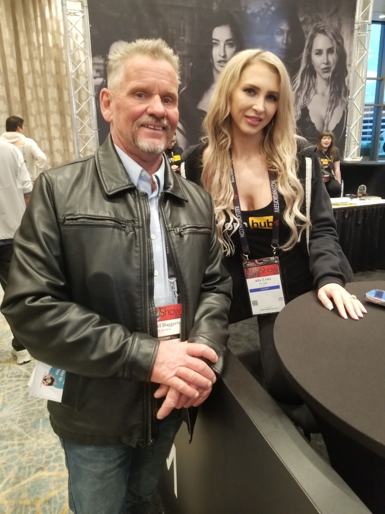 alex giblin recommends porn convention las vegas nv pic