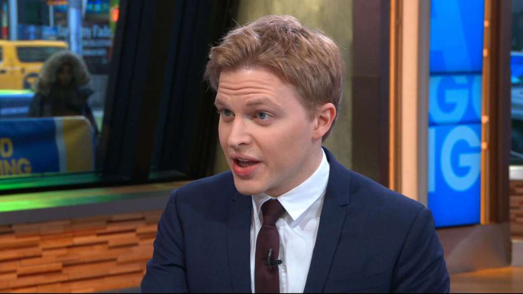 benita gregory recommends ronan farrow naked pic