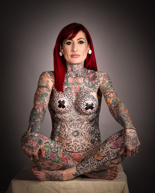 tattooed ladies nude